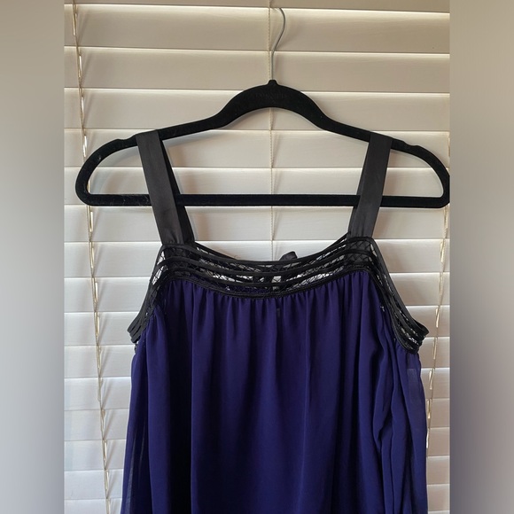 Accepting offers- Ladies Blouse - Picture 4 of 10